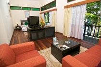Lake Kenyir Resort Kuala Terengganu Exteriör bild